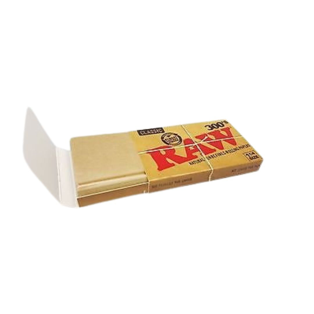 raw classic 300 1 1/4 rolling paper