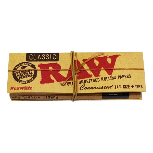 Raw Classic Connoisseur 1-1/4 is now available on Jonnybaba Lifestyle.